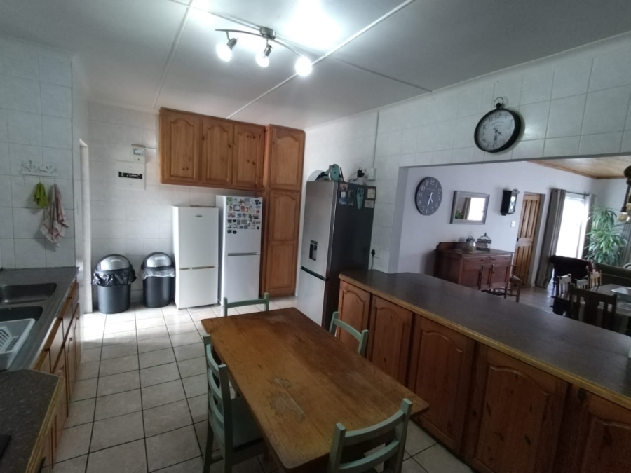 4 Bedroom Property for Sale in Albertinia Western Cape